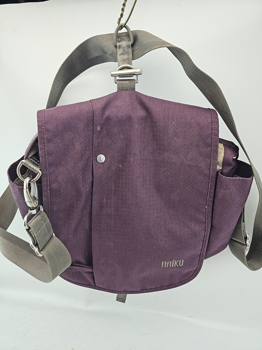 Haiku Plum Messenger Bag with Gray Strap